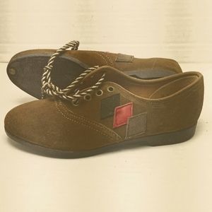 Vintage Kids Green suede shoes.  Size 9.5 toddlers USA